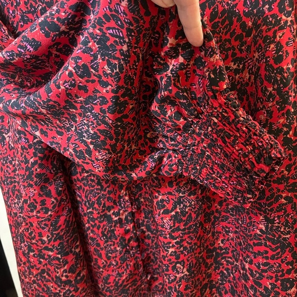 Sanctuary abstract print blouse smocked sleeves button front red black 3X - Picture 9 of 10